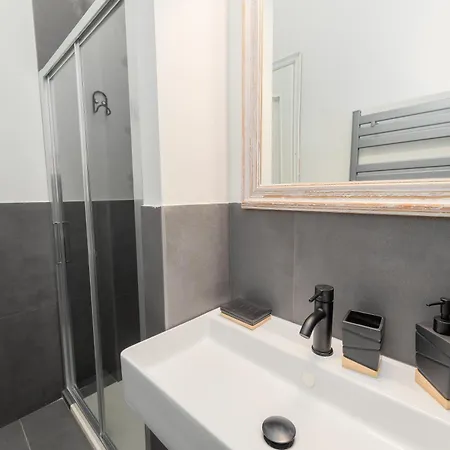 Saluzzo Urban Διαμέρισμα *